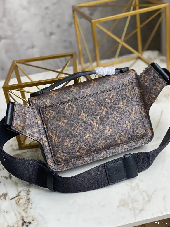 S LOCK BAG LOUIS SLING VUITTON 0702